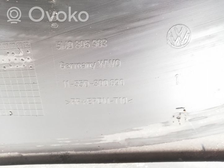 Volkswagen Golf V Osłona pod zderzak przedni / Absorber 5M0805903