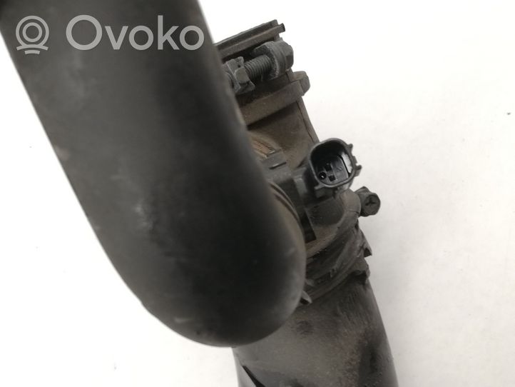 Mazda 6 Conduit d'air (cabine) SH0113225