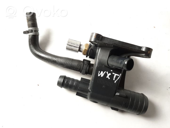 Ford Kuga II Boîtier de thermostat 7M5112A648AA