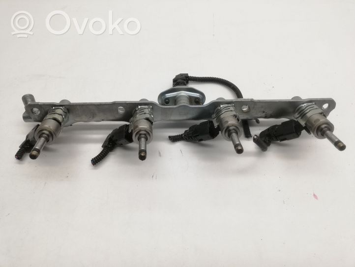 Toyota RAV 4 (XA50) Kit d'injecteurs de carburant 23250F0010