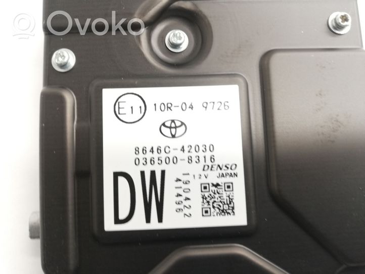 Toyota RAV 4 (XA50) Caméra de pare-chocs avant 8646C42030