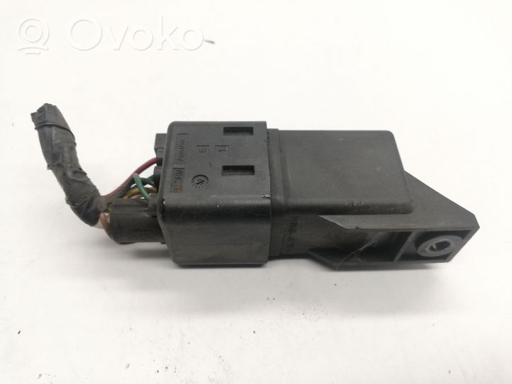 Honda CR-V Przekaźnik / Modul układu ogrzewania wstępnego 0281003055