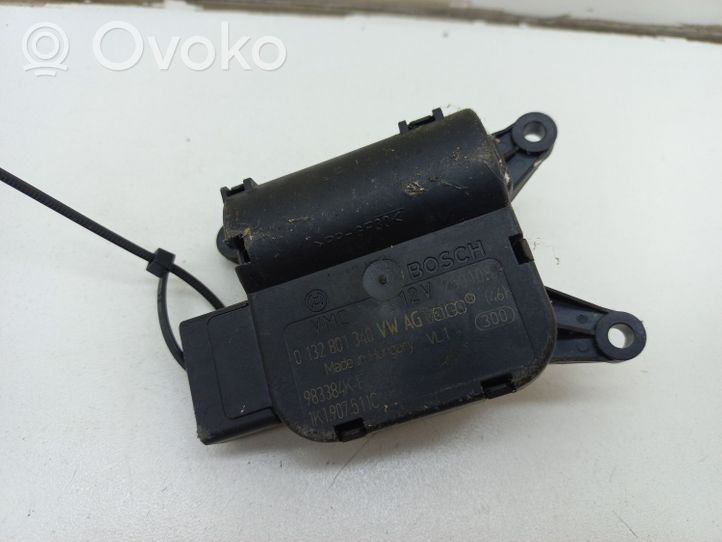 Volkswagen Touran I Intake manifold valve actuator/motor 0132801340
