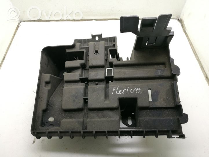 Opel Meriva A Battery box tray 13167332