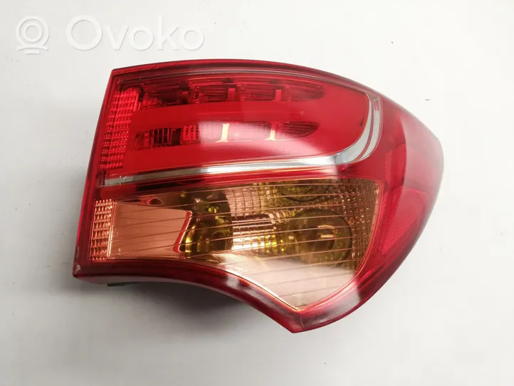 Hyundai Santa Fe Rear/tail lights 924022W1