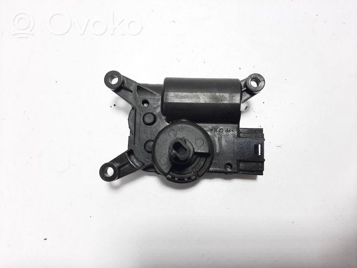 Volkswagen Golf VII Intake manifold valve actuator/motor 5Q0907511H