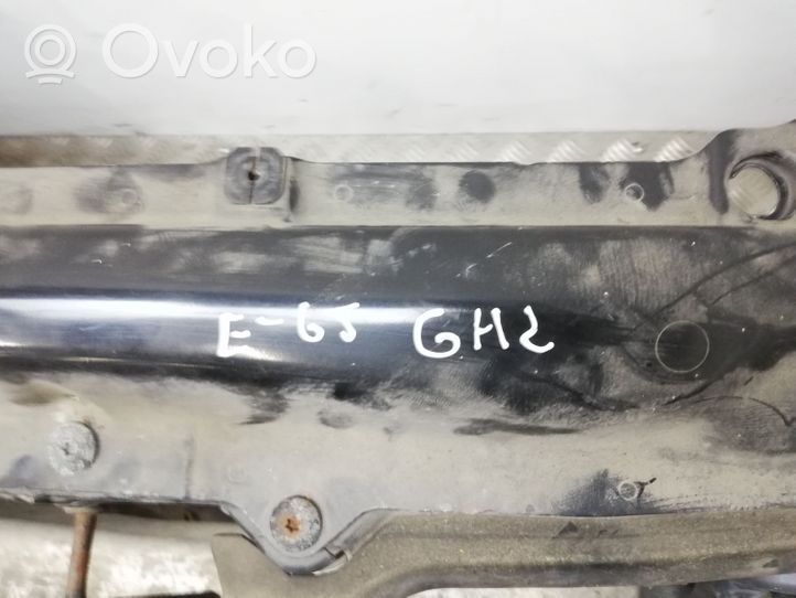 BMW 7 E65 E66 Pannello di supporto del radiatore 