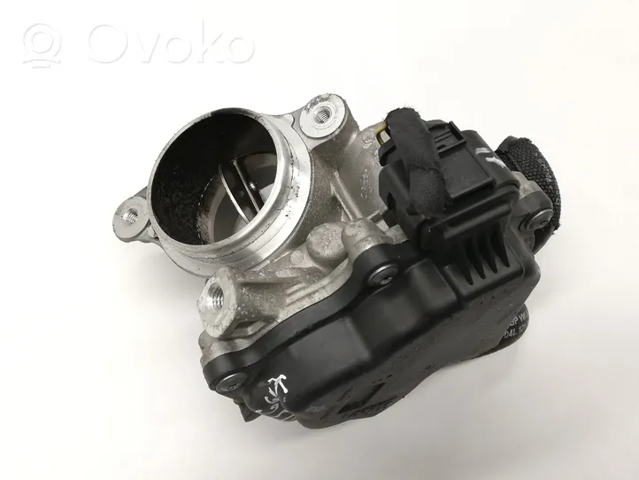 Audi Q3 8U Valvola a farfalla 04L129059