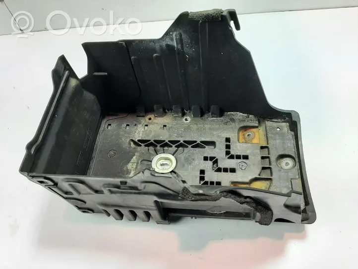 Volvo XC70 Battery box tray 31299867