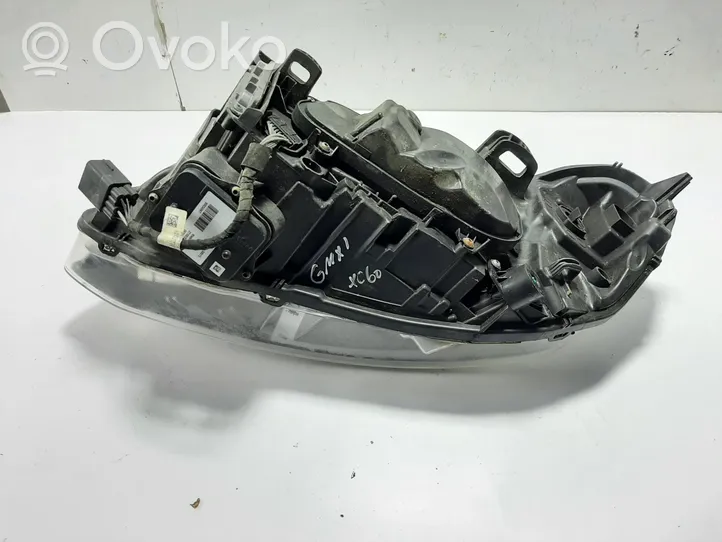 Volvo XC60 Lampa przednia 31395899