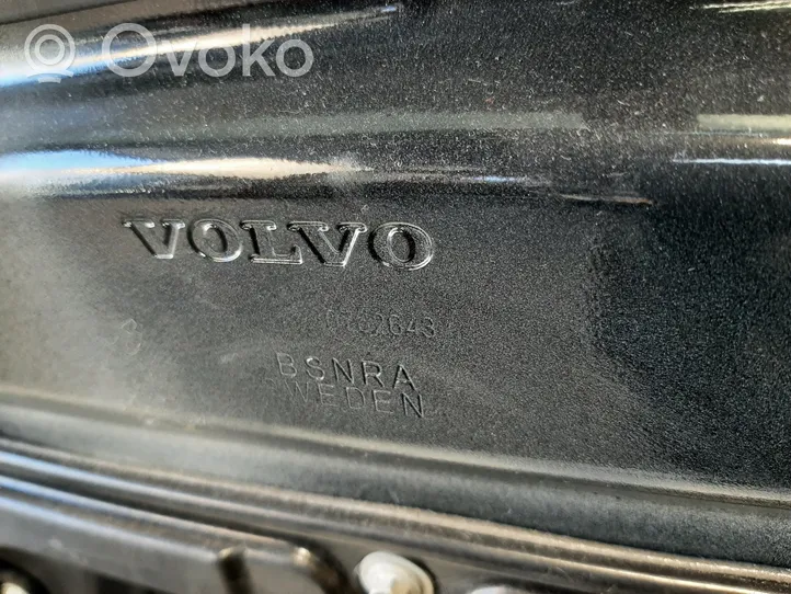 Volvo V60 Etuovi 30762643