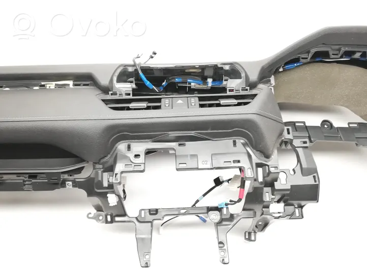 Toyota RAV 4 (XA50) Panel de instrumentos 