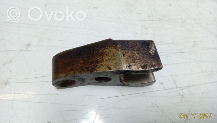 Mercedes-Benz ML W163 Fuel Injector clamp holder 