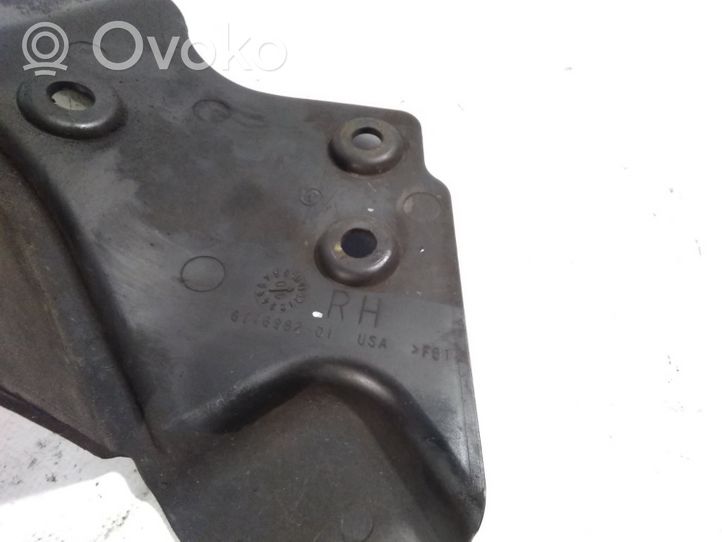 BMW X5 E70 Couvre soubassement arrière 677698201