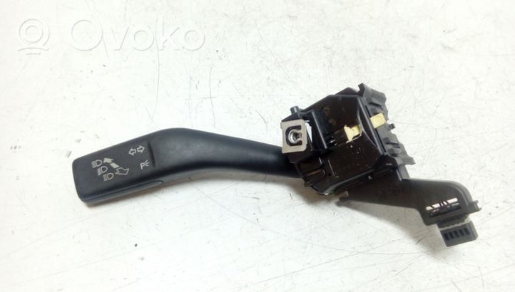 Volkswagen Golf VI Indicator stalk 1K0953513E