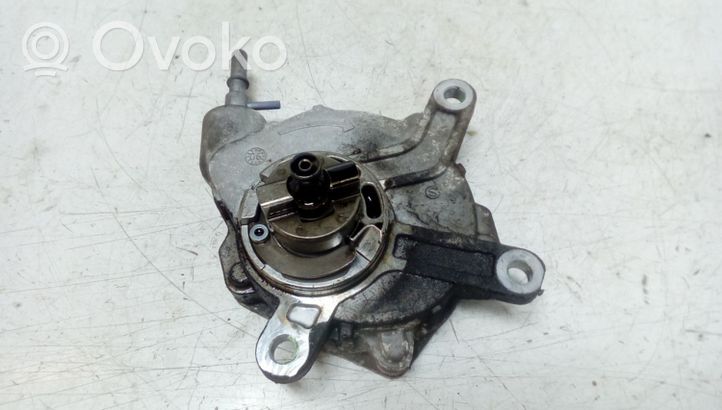 Toyota Avensis T250 Vacuum pump 19010739