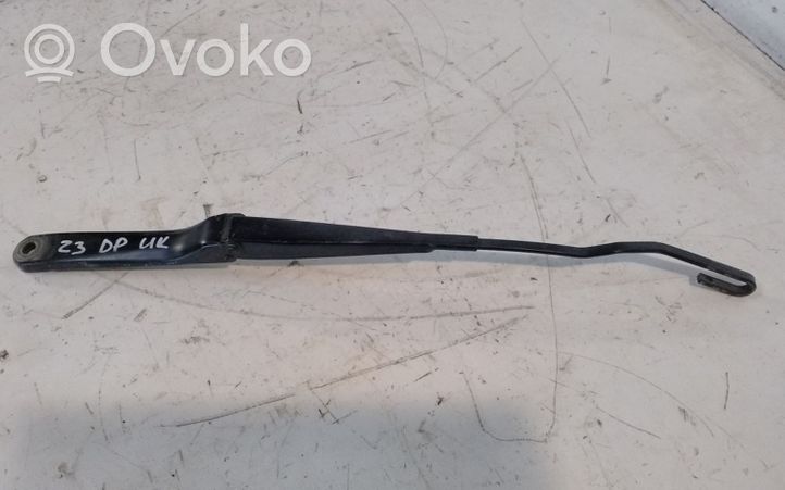 BMW Z3 E36 Front wiper blade arm 