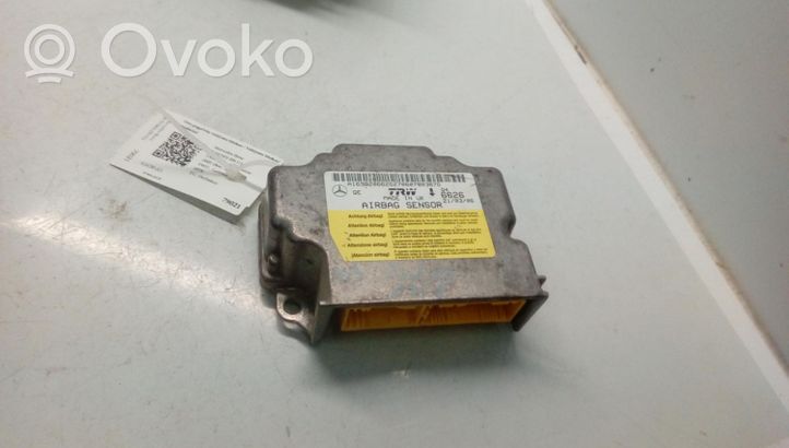 Mercedes-Benz B W245 Oro pagalvių valdymo blokas A1698206626