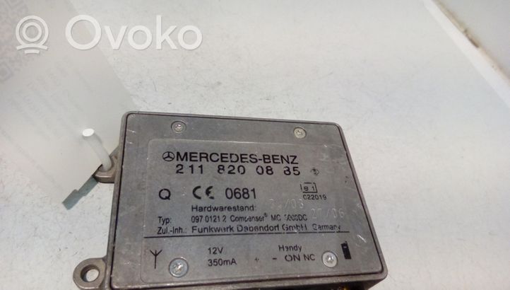 Mercedes-Benz E W211 Amplificateur d'antenne 2118200885