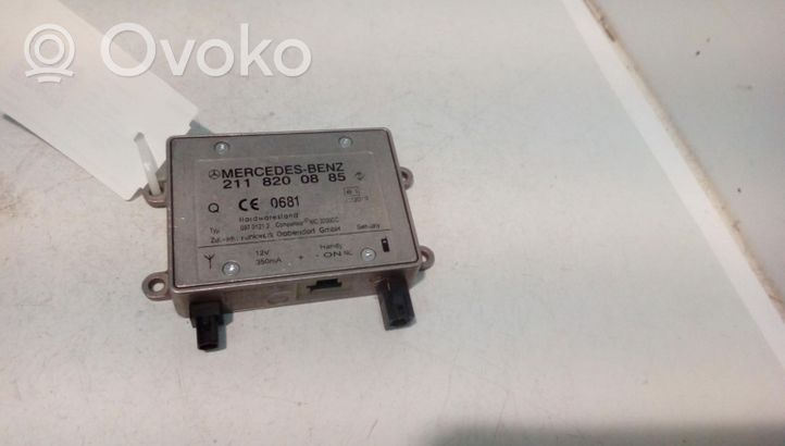 Mercedes-Benz E W211 Aerial antenna amplifier 2118200885