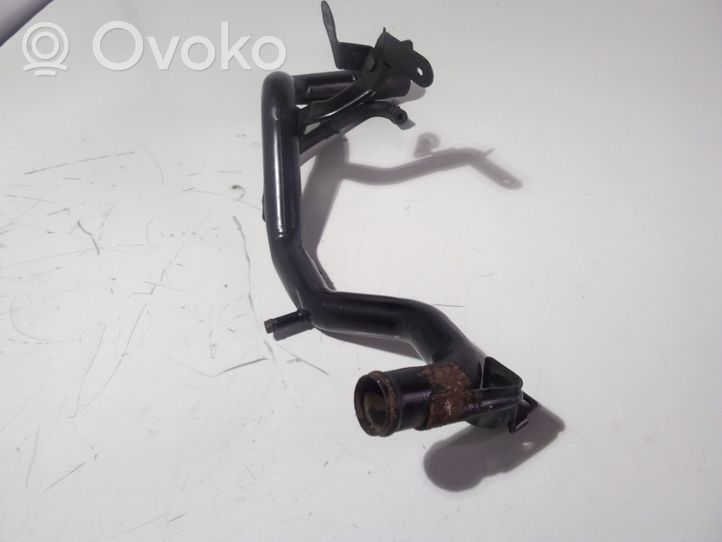 Audi A4 S4 B7 8E 8H Tubo flessibile del liquido di raffreddamento del motore 03G121071A