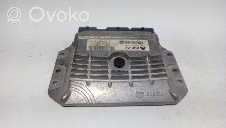 Renault Megane II Engine control unit/module 8200242405