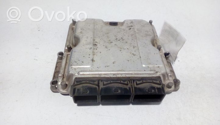 Renault Laguna II Calculateur moteur ECU 0281010297