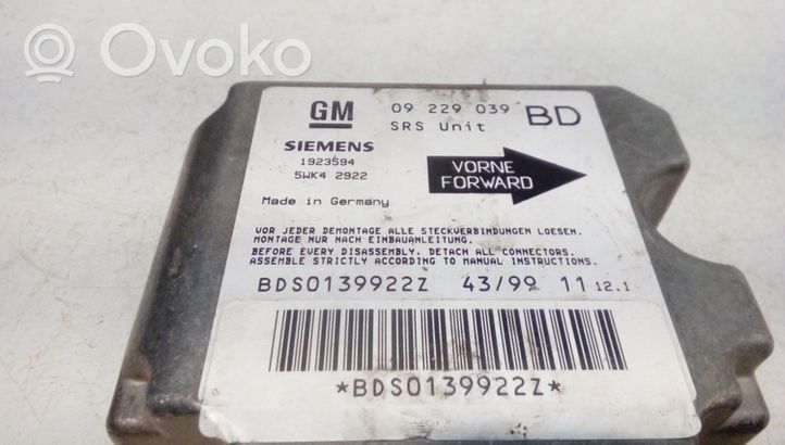 Opel Vectra B Gaisa spilvenu vadības bloks 09229039BD