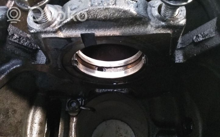 Volkswagen Tiguan Bloc moteur 03L103021B