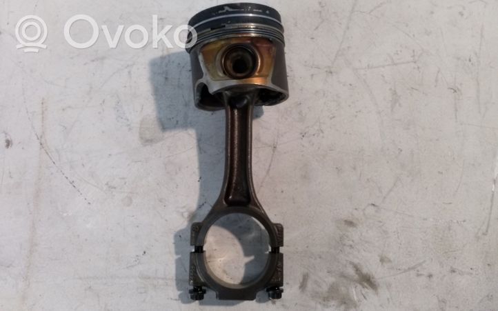 Volkswagen Tiguan Piston with connecting rod 