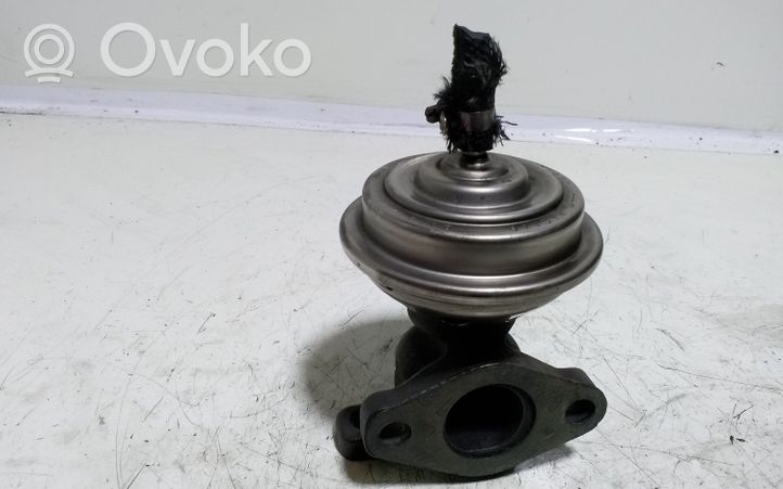 Audi A4 S4 B5 8D EGR-venttiili 028131501E