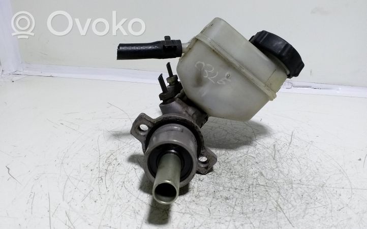 Ford Mondeo MK II Główny cylinder hamulca 21029099