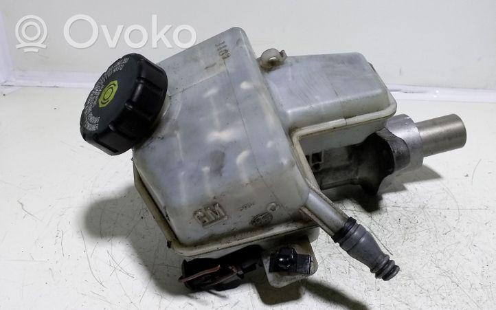 Opel Zafira B Główny cylinder hamulca 32067277