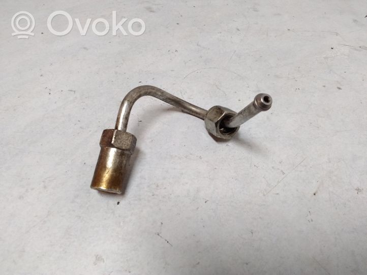 Opel Astra H Tuyau d'alimentation d'injecteur de carburant 