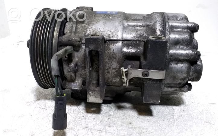 Volvo S40 Ilmastointilaitteen kompressorin pumppu (A/C) 3M5H19D629HE