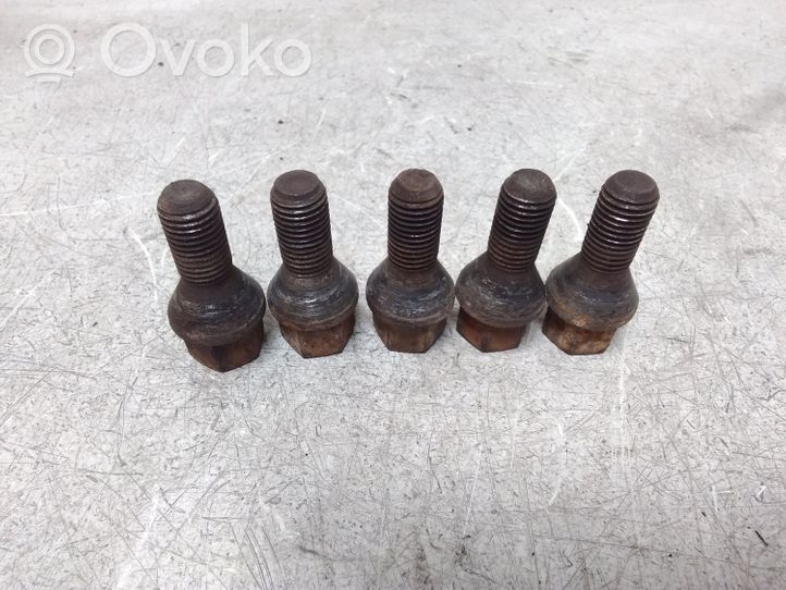 Opel Vectra C Nuts/bolts 