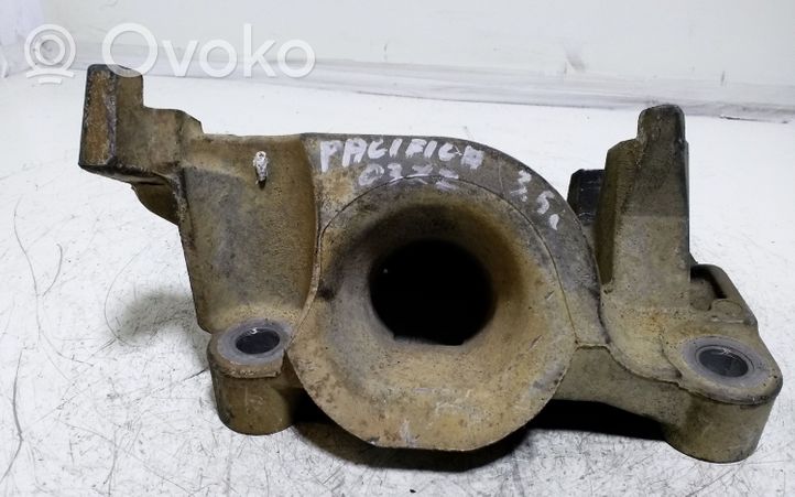 Chrysler Pacifica Uchwyt / Mocowanie sprężarki klimatyzacji 05281486AA