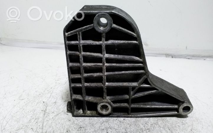 BMW 1 E81 E87 Support de pompe de direction assistée 7794455