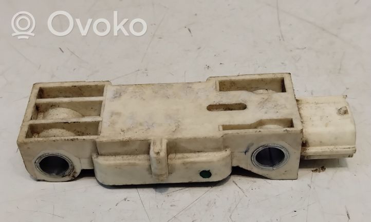 Mitsubishi Outlander Gaisa spilvenu trieciensensors 8651A010