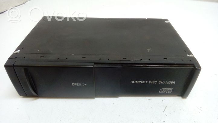 Ford Galaxy Changeur CD / DVD 95VW18C849