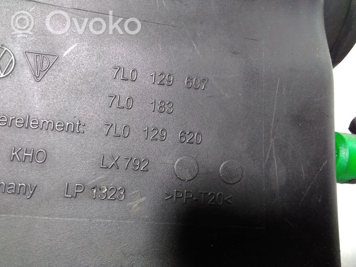 Volkswagen Touareg I Osłona / Obudowa filtra powietrza 7L0129607