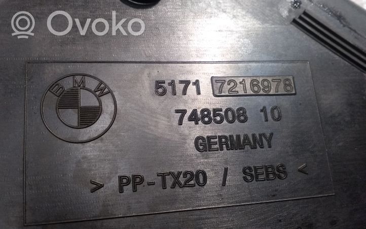 BMW 5 F10 F11 Zierleiste Scheibenwischer 51717216978