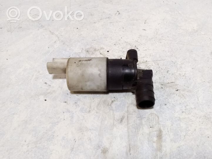 Opel Vivaro Windscreen/windshield washer pump 8200067015