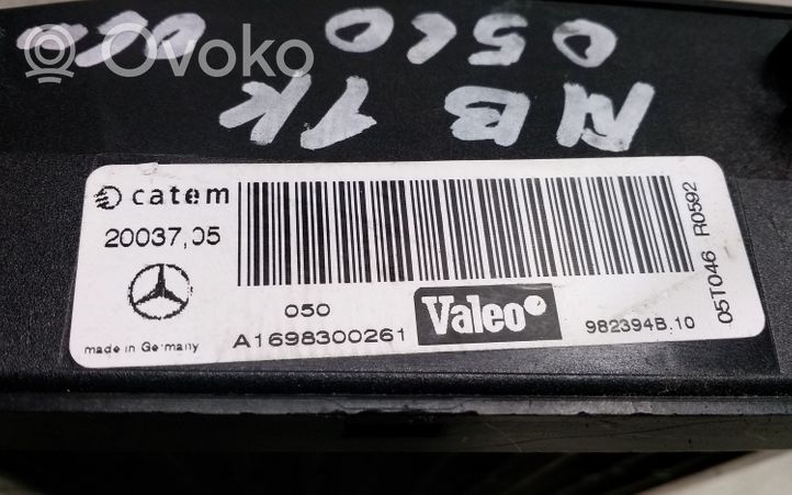 Mercedes-Benz A W169 Elektrinis salono pečiuko radiatorius A1698300261