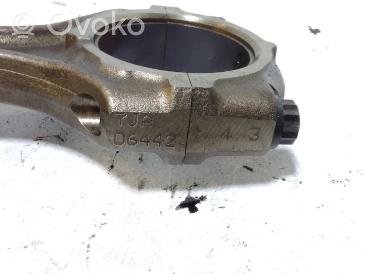 Toyota Avensis T250 Pistone con biella 7JA06442