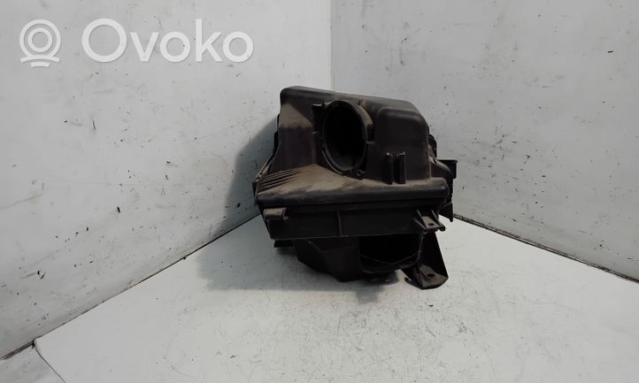 Volvo XC70 Obudowa filtra powietrza 8649673