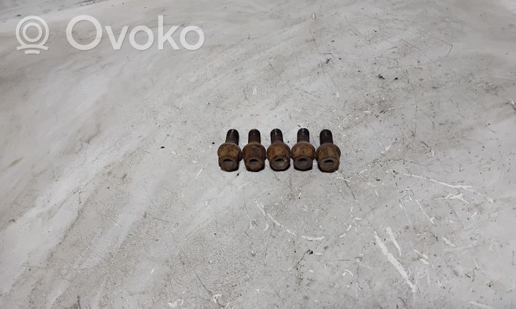 Opel Vectra C Nuts/bolts 