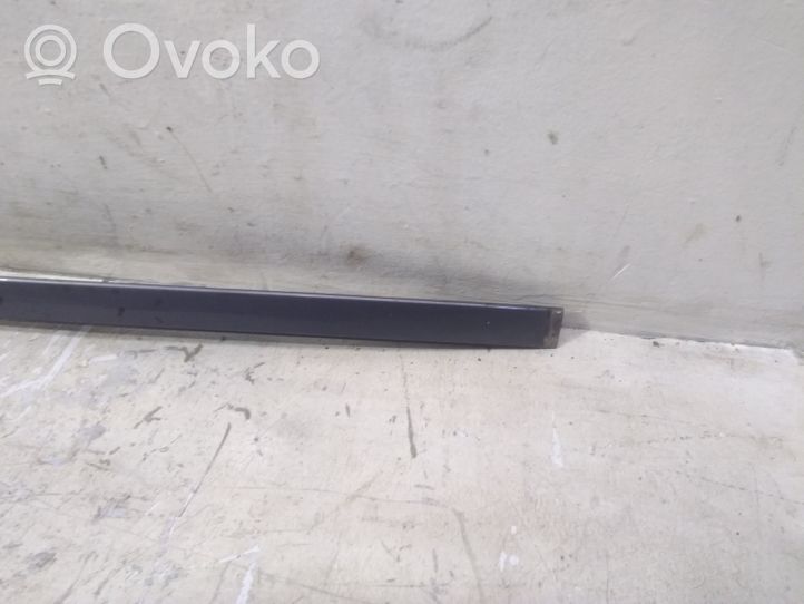 Opel Signum Listwa szyby czołowej / przedniej 000076556