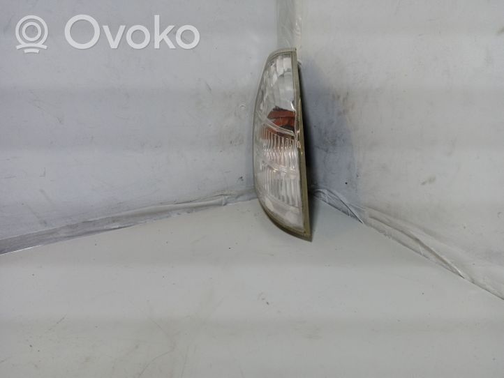 Nissan X-Trail T30 Front indicator light 