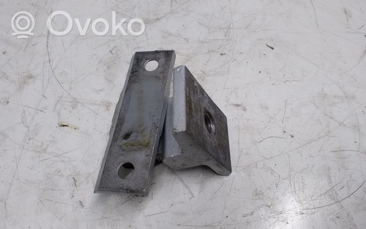 BMW X5 E70 Rear door upper hinge 7160823